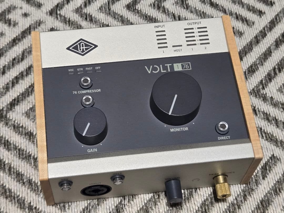 DTM・DAW UNIVERSAL AUDIO VOLT 176 L88917000000000-00-1600x1600.jpg