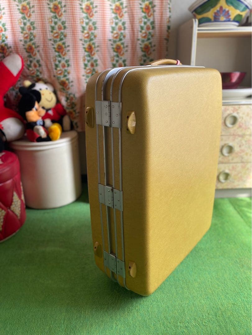 サムソナイト キャリーバッグ 黄色 イエロー スーツケース トランク