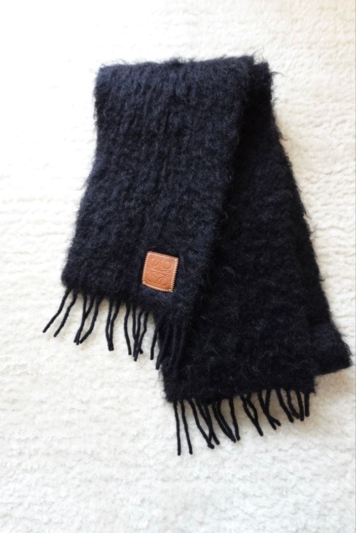 LOEWE ロエベ モヘアマフラー ブラック 正規品 - メルカリ