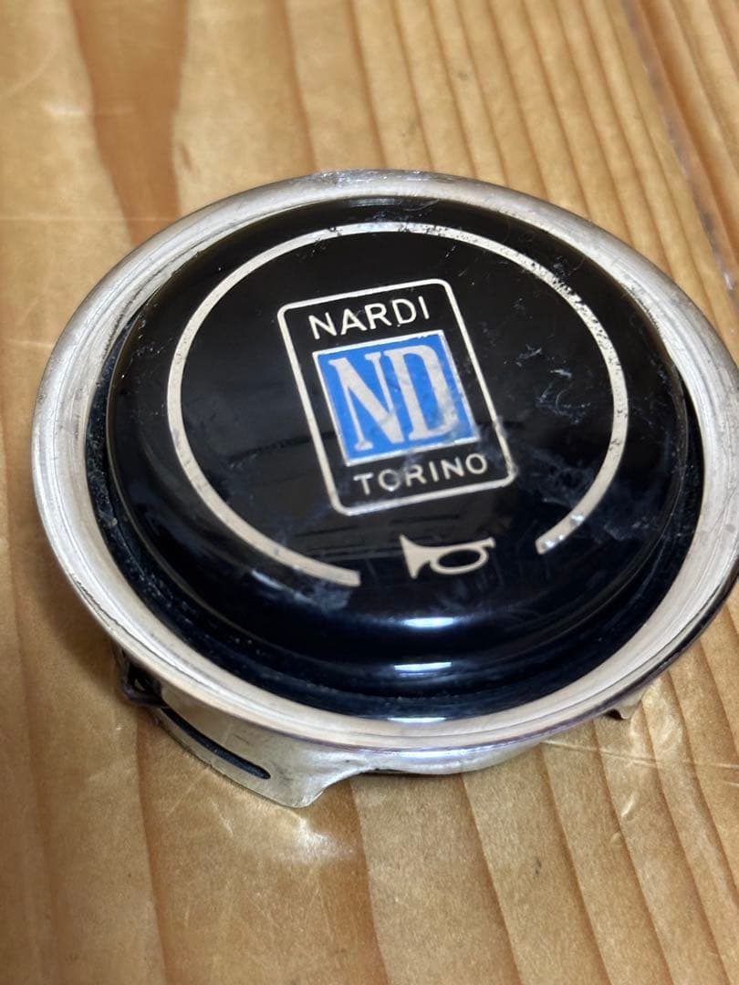 f*読様 【NARDI Classic】36.5Φ ウッドステアリング　ナルディ