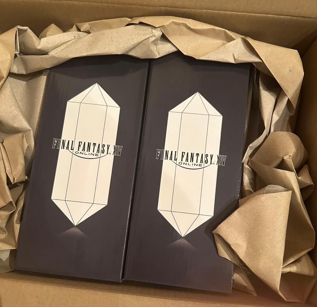 ファイナルファンタジーXIV LEDライト 光のクリスタル　2個セット ファイナルファンタジーXIV LEDライト 光のクリスタル2個セット FF14