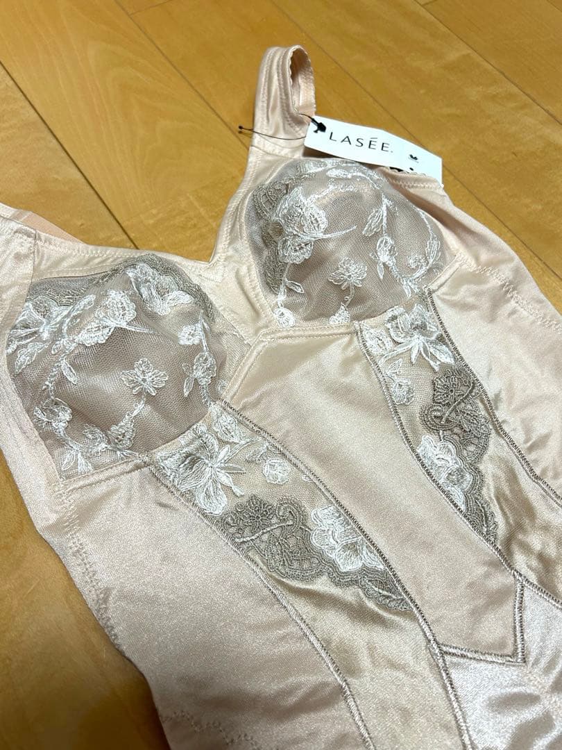 新品】ワコール Wacoal ラゼ LASEE ボディースーツB75M - メルカリ
