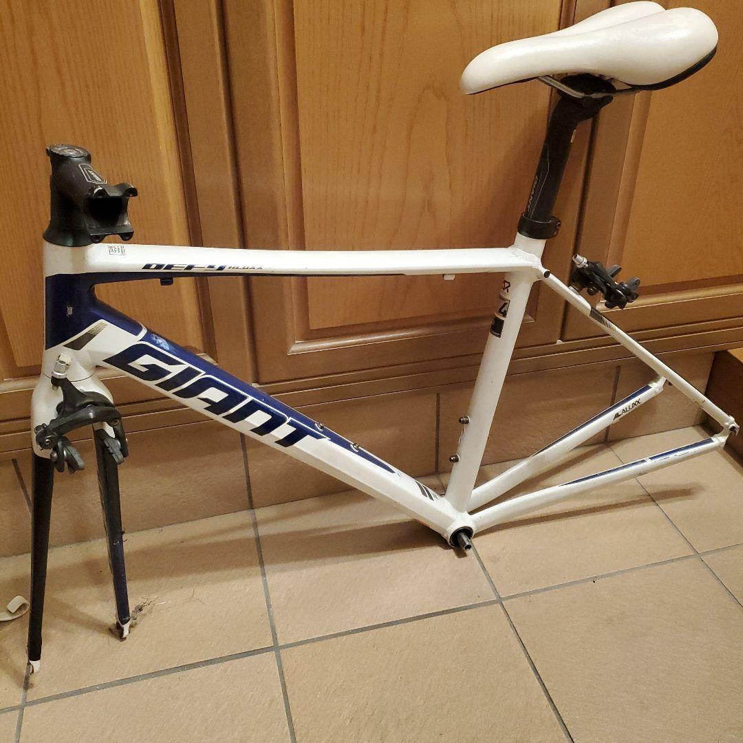 Giant Defy4 2016 Sサイズ ロードバイクフレーム - メルカリ
