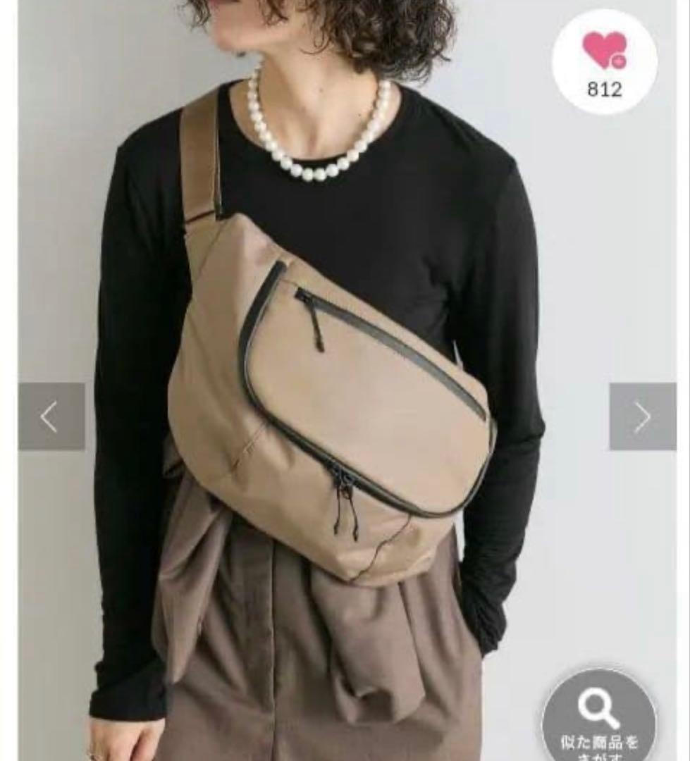 イアパピヨネ レザーフラップジップショルダーバッグ/ボディバッグ