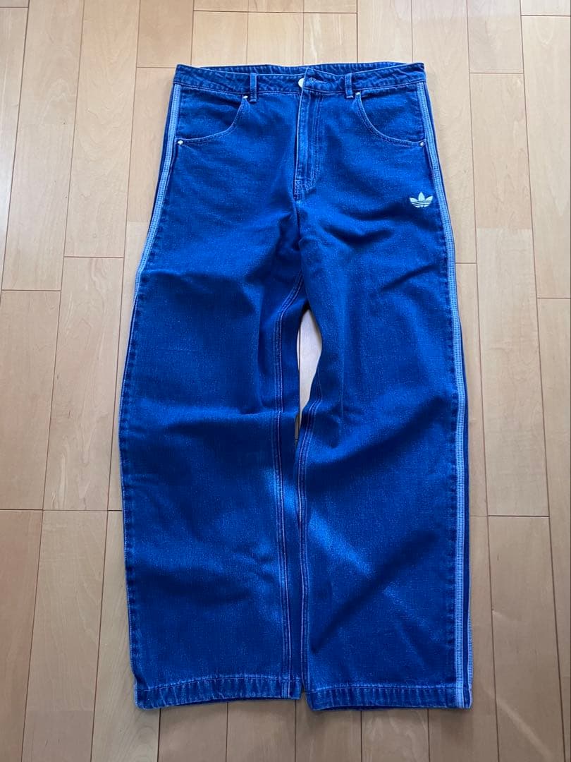 K*U様 アディダス アディカラー デニム ファイヤーバードパンツ