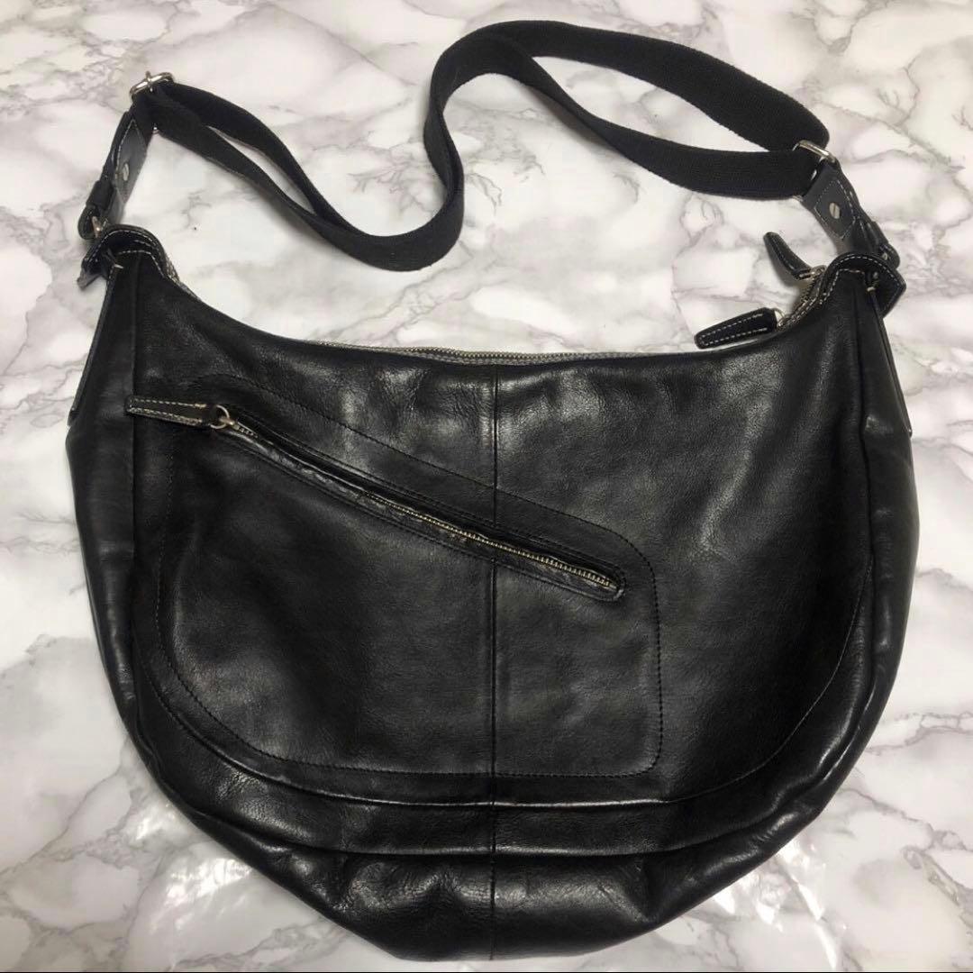 00s y2k one shoulder bag black archive