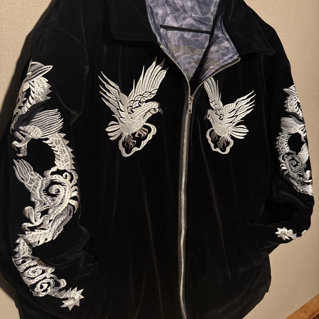 スカブルゾン】刺繍ドラゴンと鷲のベルベットジャンパー 黒2XL - メルカリ