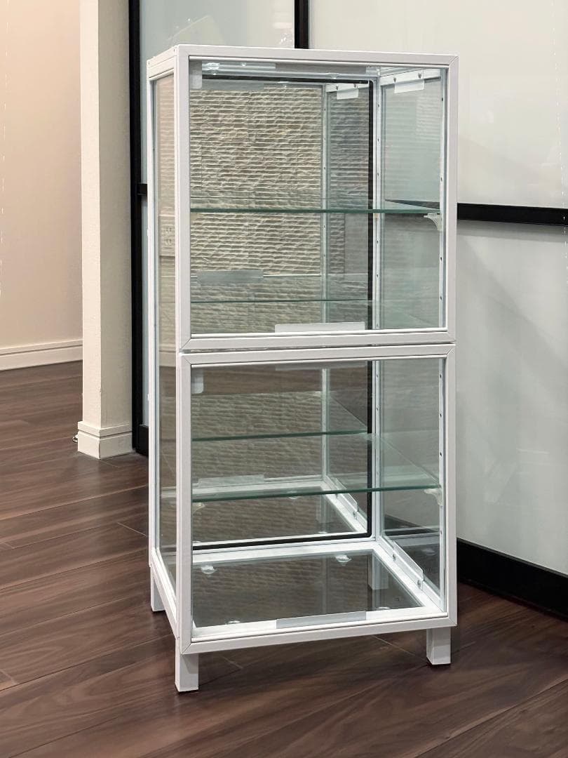 【美品】ガラス コレクションケース 白 背面ミラー 扉付き W36cm ガラス コレクションケース 3段 背面ミラー付き ＜鏡 透明 フィギュア