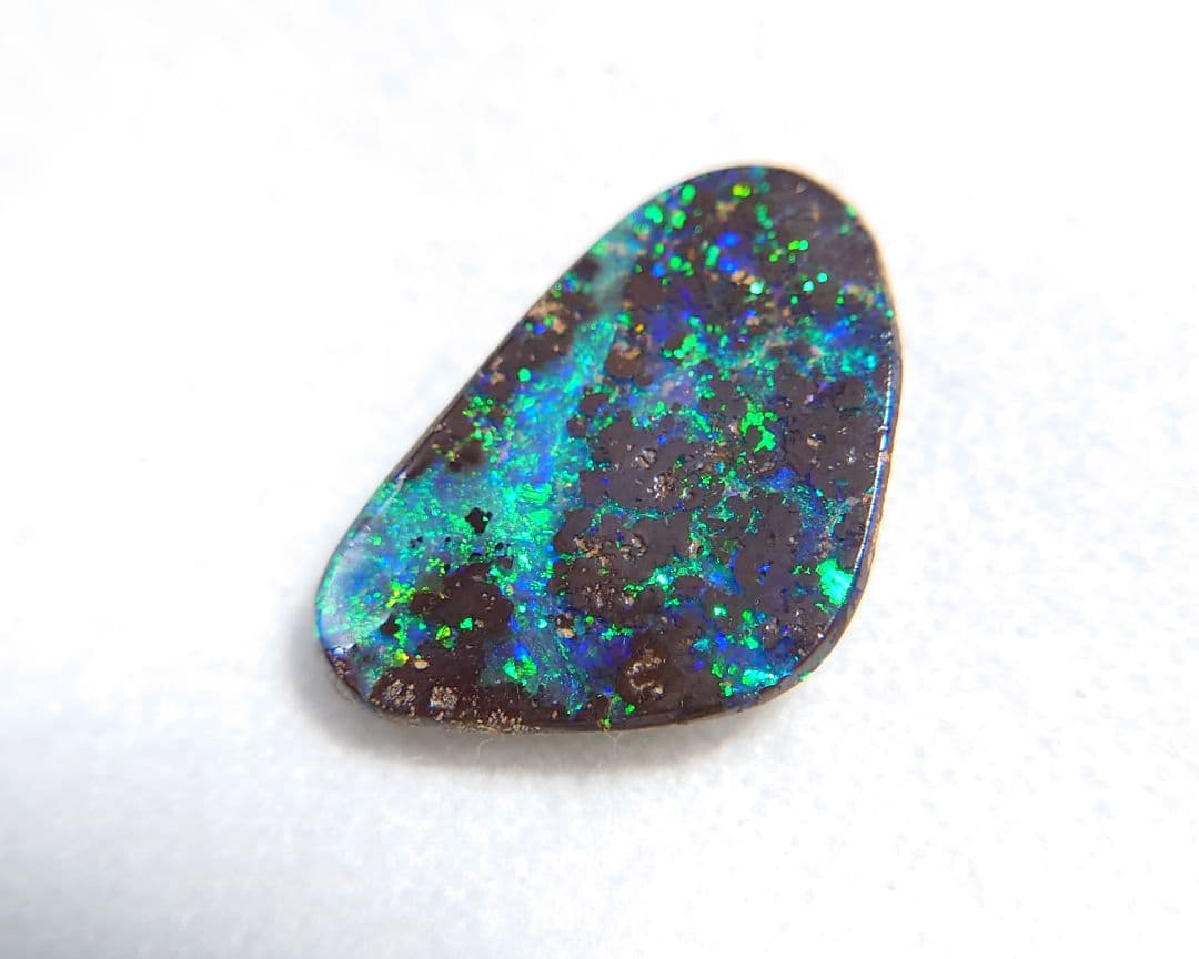 極美品！　ボルダーオパール　5.49ct ルース（LA-5414）