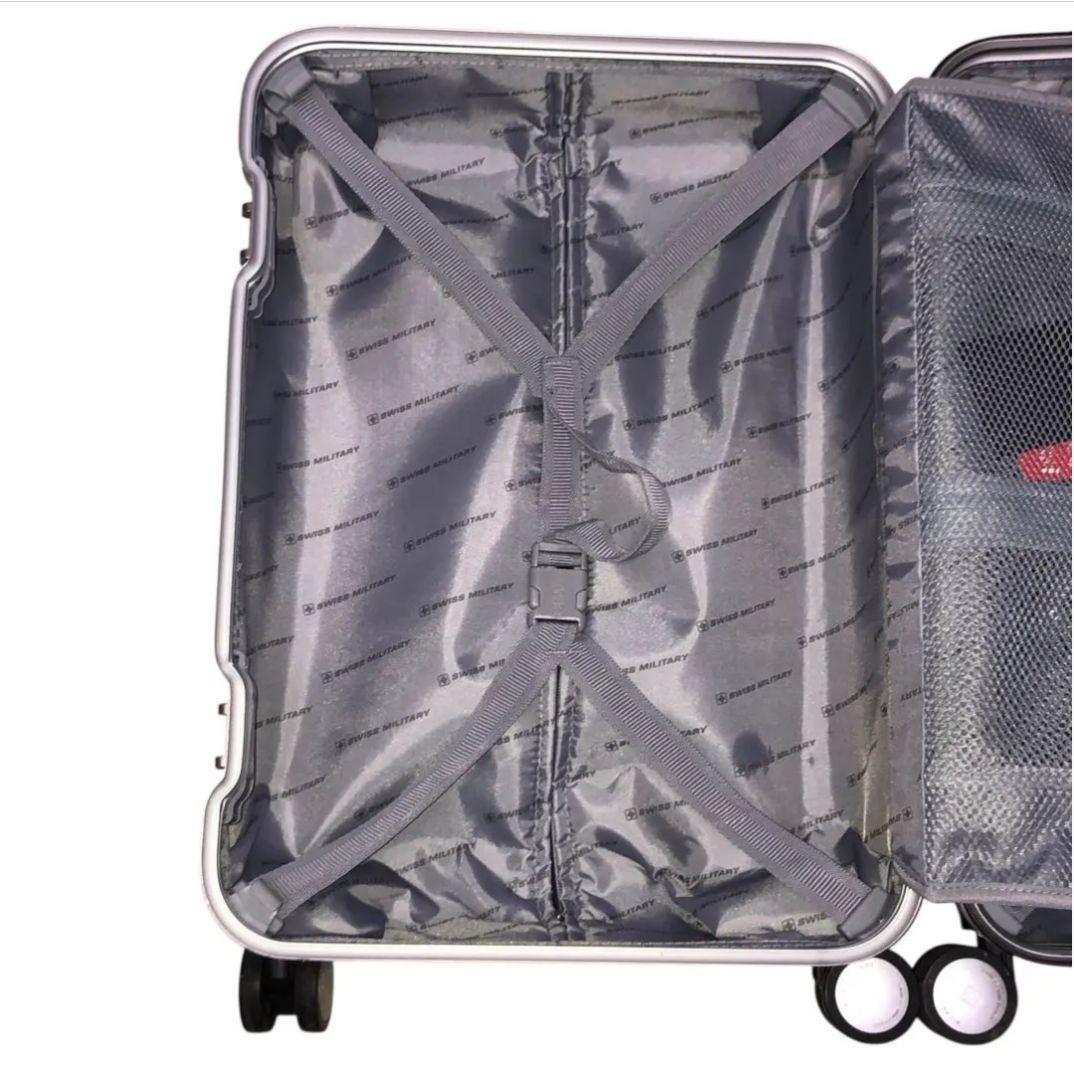 れいちぇる様ご予約商品 スイスミリタリー プレミアム SM-C620N - メルカリ