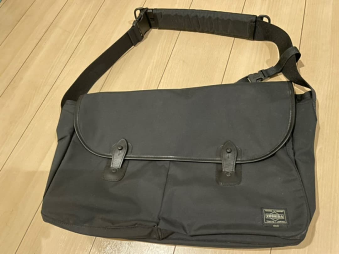 PORTER/MUG/メッセンジャーバッグ/ブラック THINGS(シングス) MESSENGER BAG | 吉田カバンホームページ | YOSHIDA