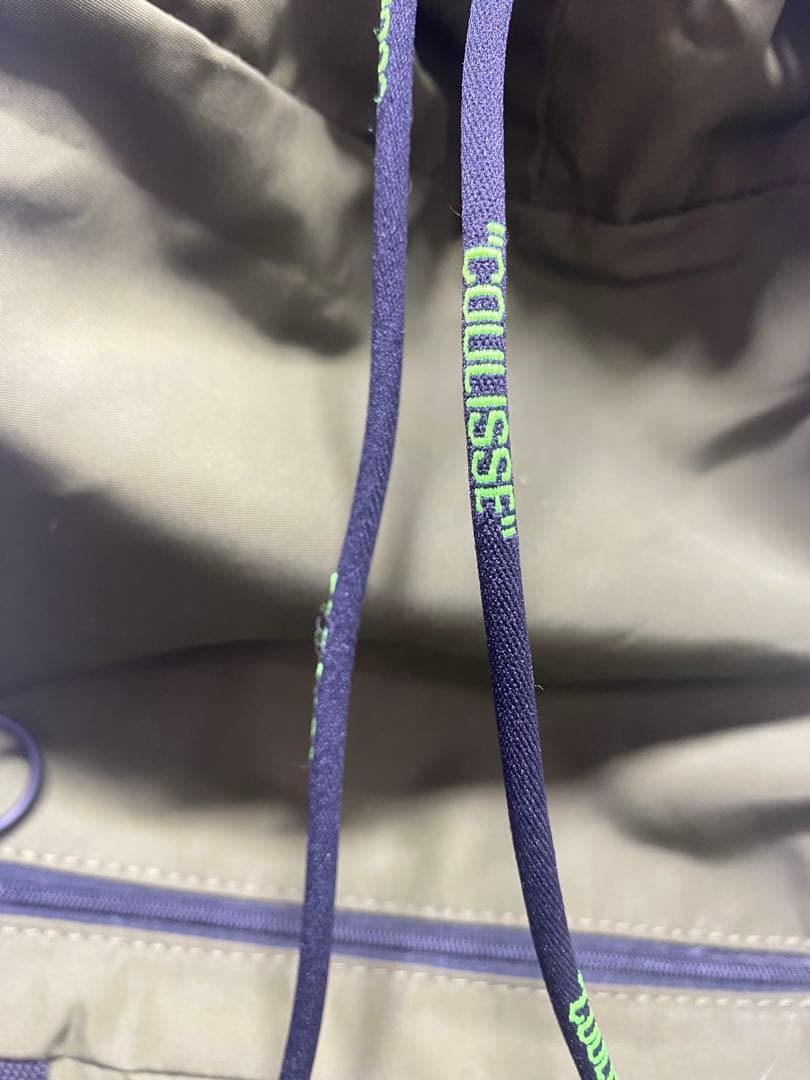 オフホワイト マルチポケットパックバック - メルカリ