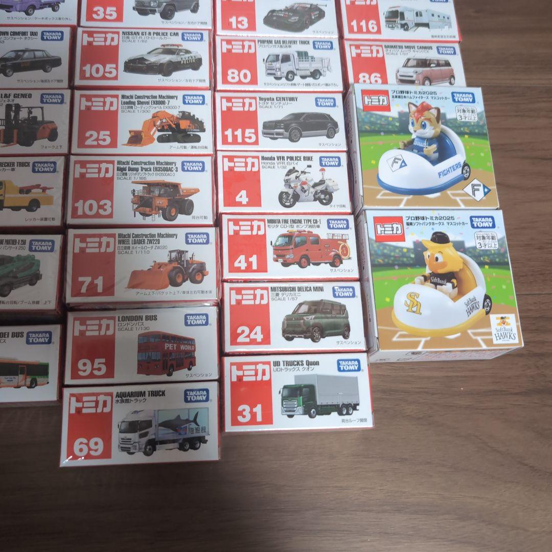 トミカ まとめ売り35台 - メルカリ