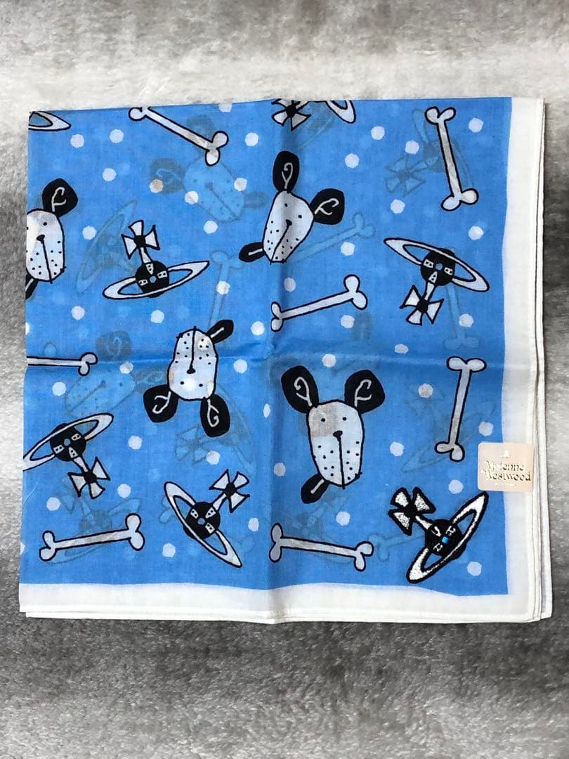 未使用Vivienne Westwood 犬と骨のハンカチ - メルカリ