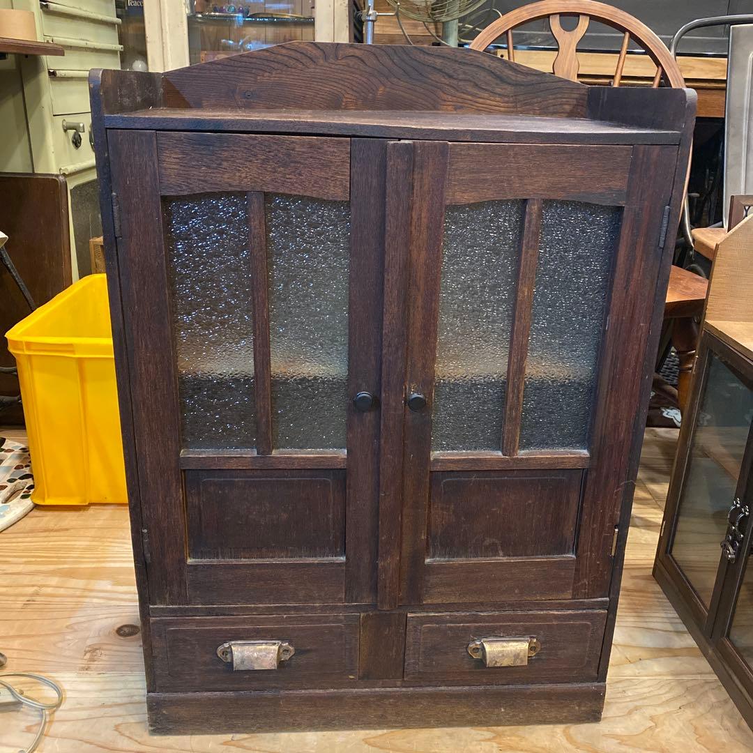 古道具 箪笥 茶箪笥 アンティークキャビネット　本棚　ラック アンティーク レトロ モダン 重ね8枚ガラス 引き戸 本棚 書棚