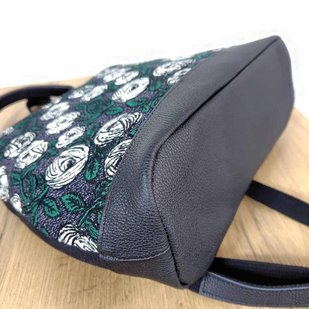 週末SALE】ミナペルホネン/2025rosyロージィーネイビー/がま口リュッ