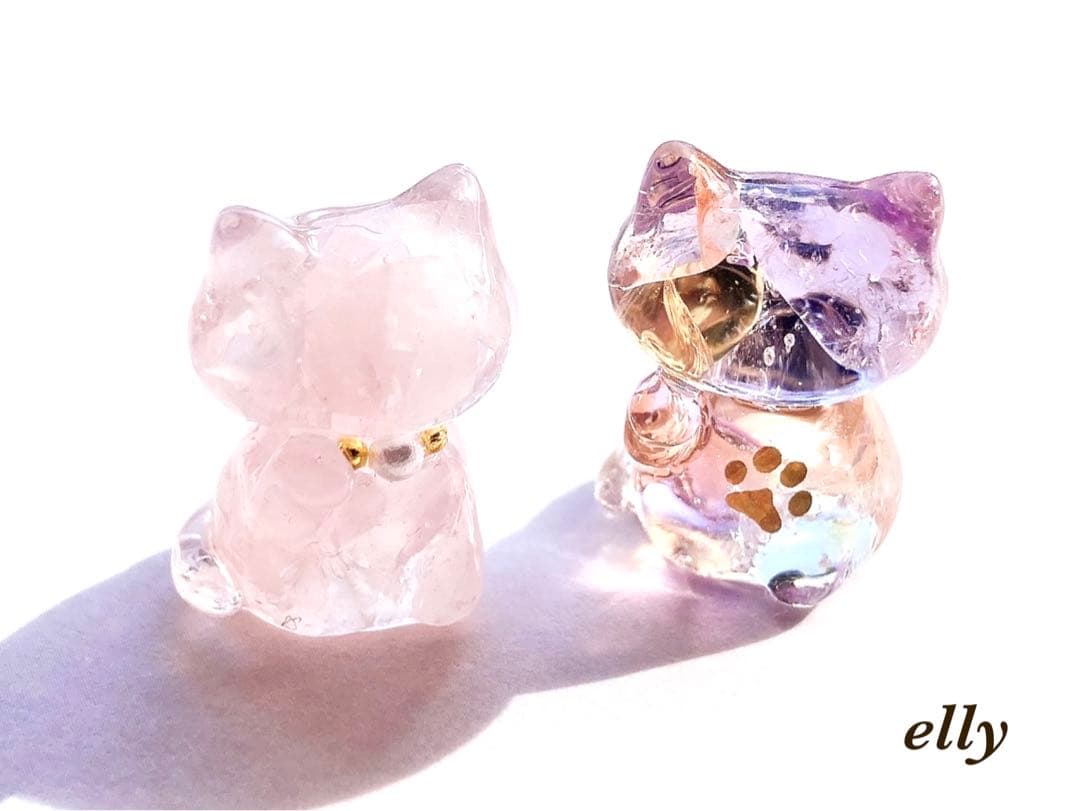 sawasawa様】天然石 ムーンストーン 和柄 じゃれ猫 レジン ストラップ