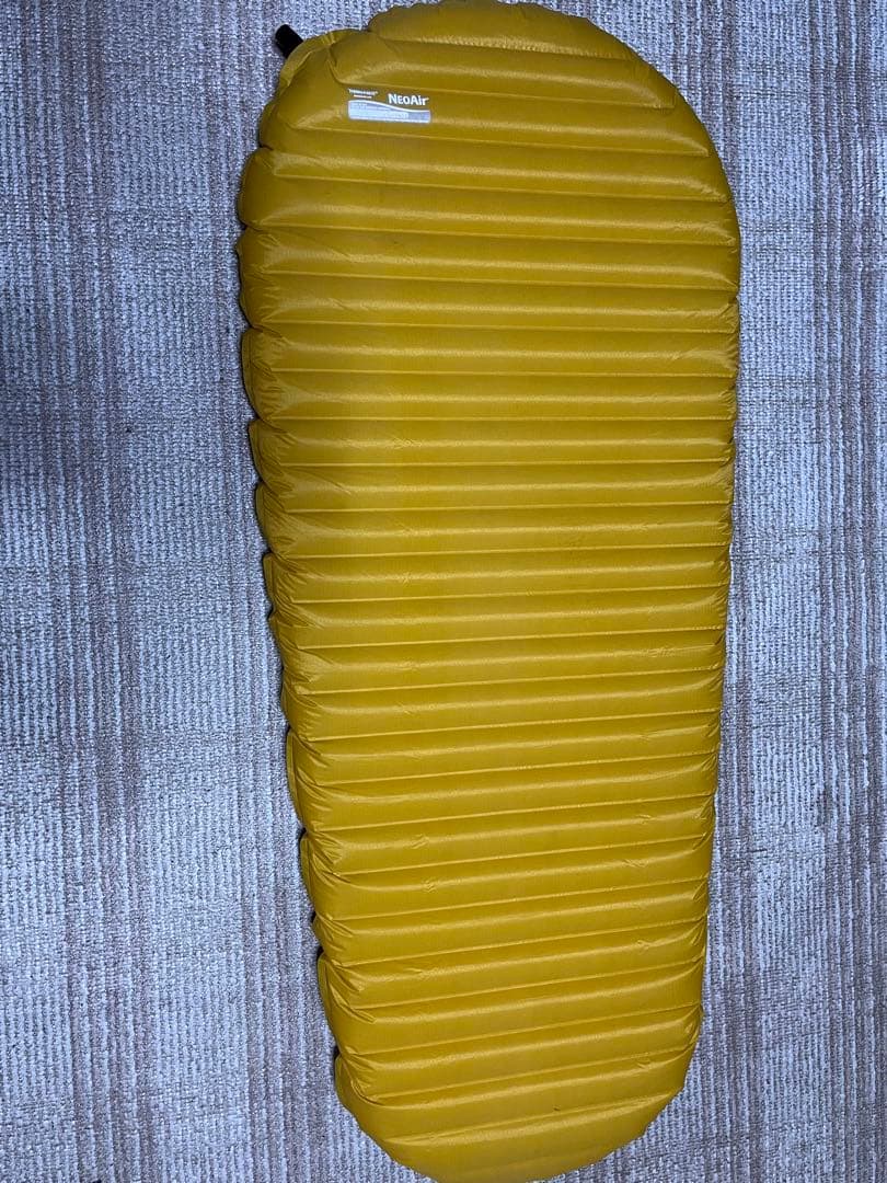 NeoAir寝袋マット 軽量113×49cm 中古 NeoAir寝袋マット 軽量113×49cm 中古 防災】防災用 エアマット一体型