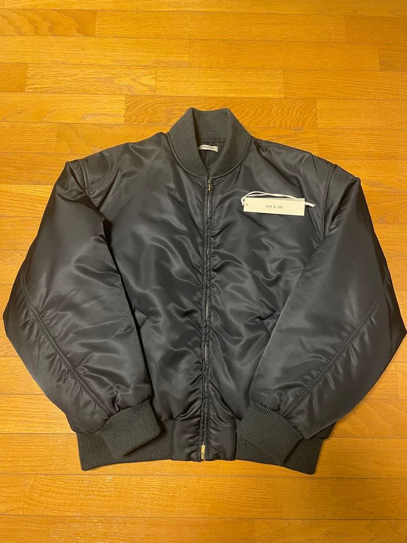 ジャケット・アウター FEAR OF GOD ETERNAL BOMBER 8th 7th 6th 2026年最新】FEAR OF GOD BOMBERの人気アイテム - メルカリ
