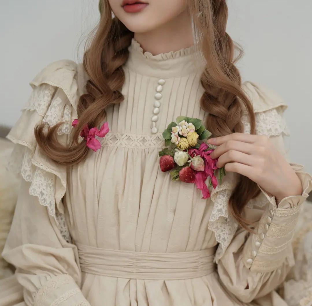 り*り様 リリアンヌ姉妹 ベージュ ロング ワンピース 星箱works - メルカリ