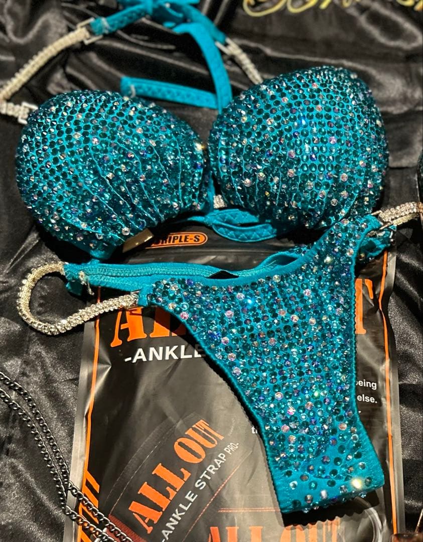 大会用ビキニ SQUEENSビキニ FWJ APF