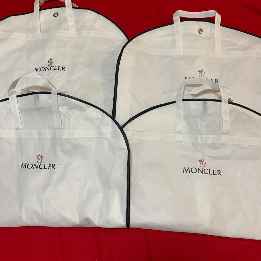 MONCLER ガーメントバッグ ホワイト 4枚セット - メルカリ