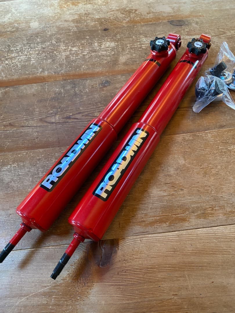 APIO ROADWINショックアブソーバー RE50 14段 フロント 2本 ROADWINショックアブソーバー RE50 14段（アールイー50） | ジムニー