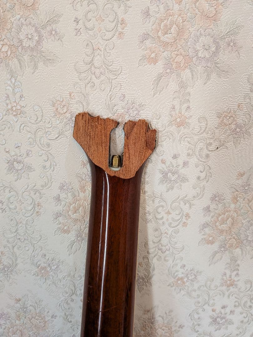 エレキギター ボディ＋ネック ジャンク品 部品取り用（詳細不明