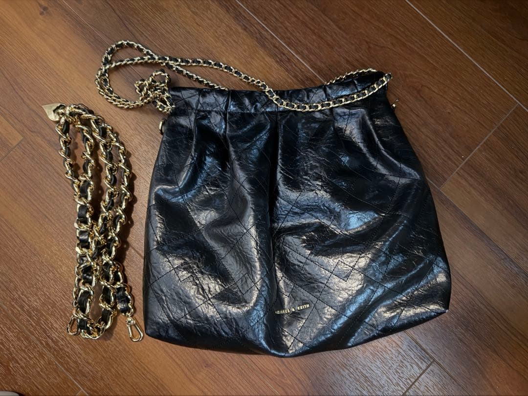 Charles&Keith Duoドゥオ ブレードチェーンハンドルホーボーバッグ CHARLES & KEITH｜Duo ドゥオ ブレードチェーンハンドルホーボーバッグ