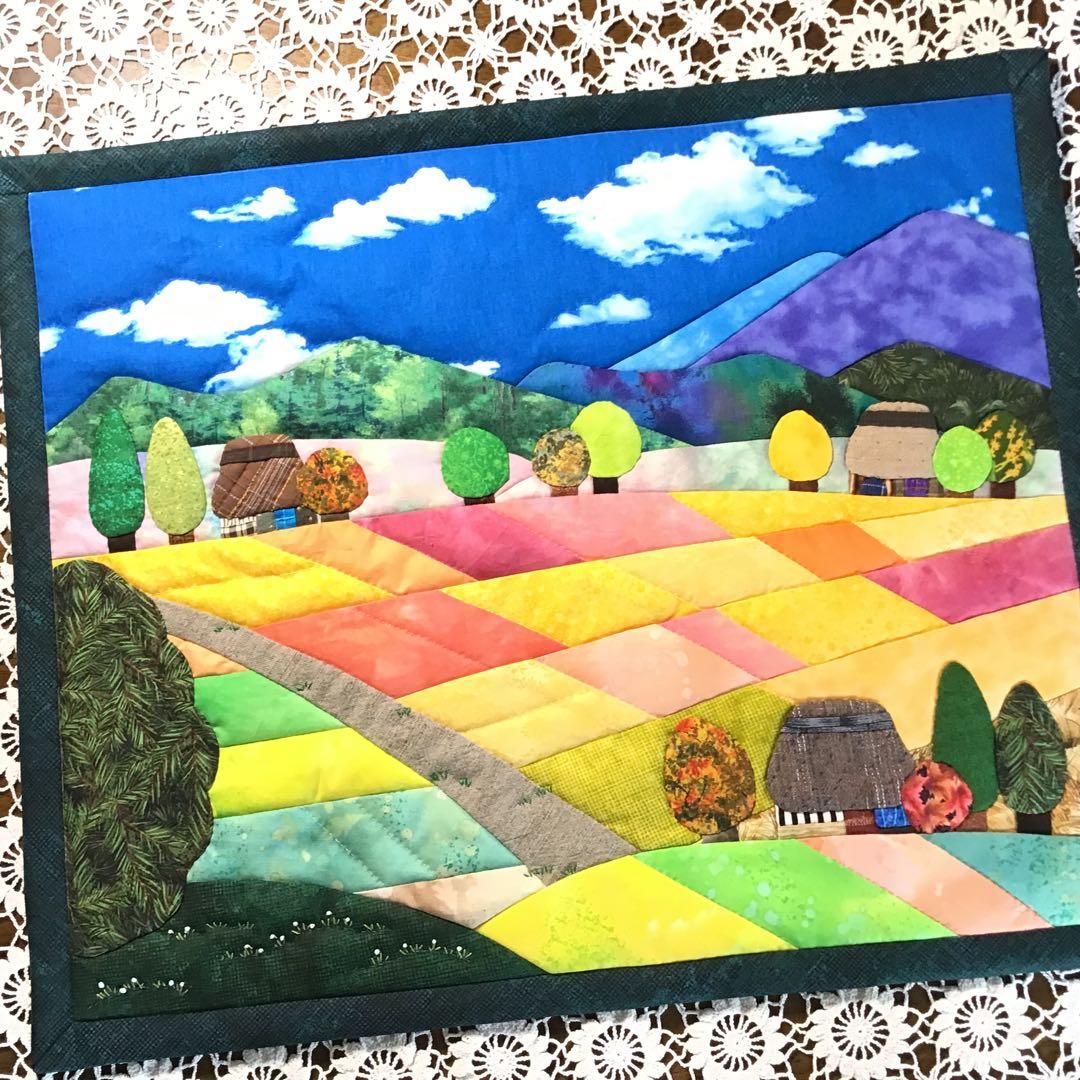 パッチワークキルト♪古民家♪秋の田園風景タペストリー♪53×44 - メルカリ