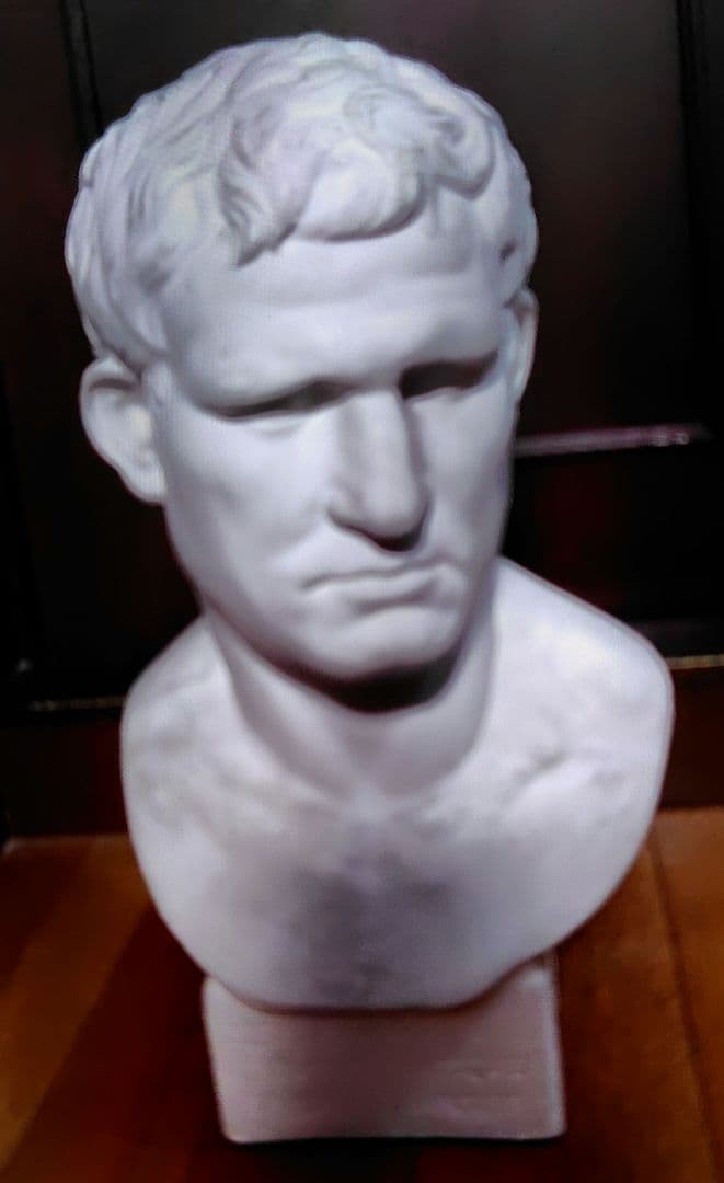 Ouuです！石膏像　アグリッパ　彫刻胸像 K-162 アグリッパ胸像（丸） - 日本で唯一の石膏像専門ショップ「石膏