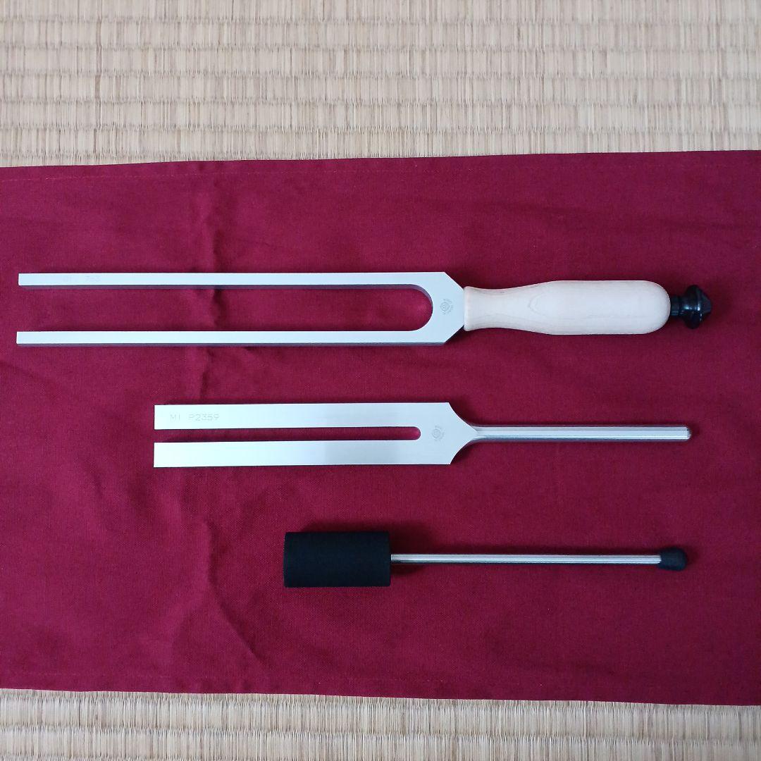 マドモアゼル愛　ドクターチューナー132Hz、528Hz 音叉＆ハンマー MIチューナードクター（132Hz） - マドモアゼル・愛公式ショップ