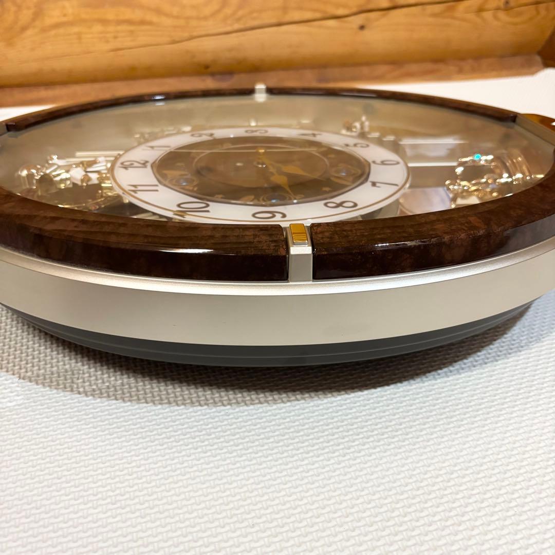 廃盤品】SEIKO セイコー からくり 掛け時計 電波時計 30曲収録 - メルカリ