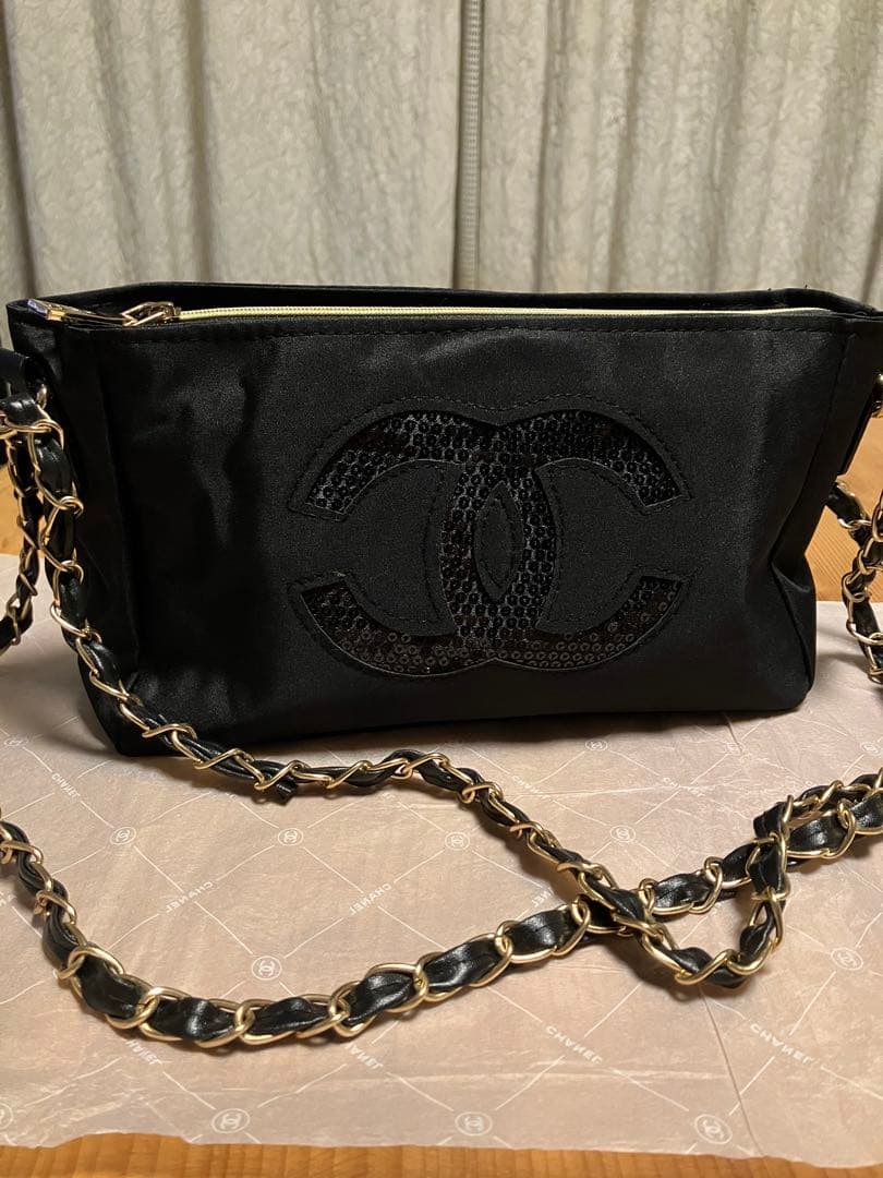 非売品】CHANELシャネルノベルティ ブラックスパンコール ショルダー