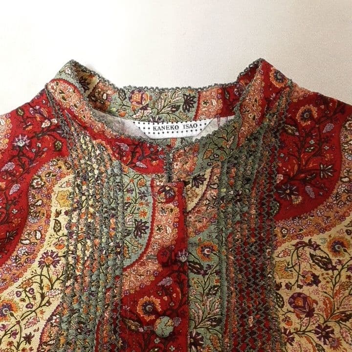 カネコイサオ くるみボタン シャツ ワンピース 花柄 ペイズリー