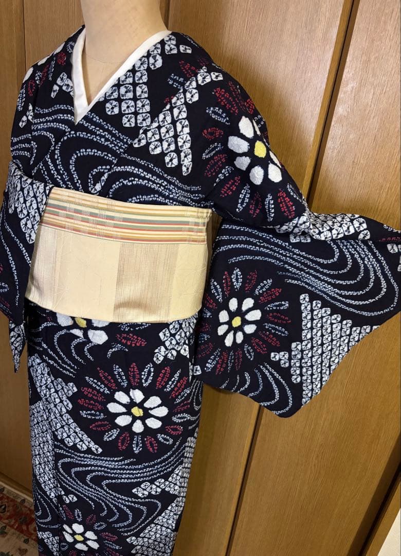 有松鳴海絞り浴衣 手蜘蛛、合わせ縫、小帽子絞り 花と流水 丈161