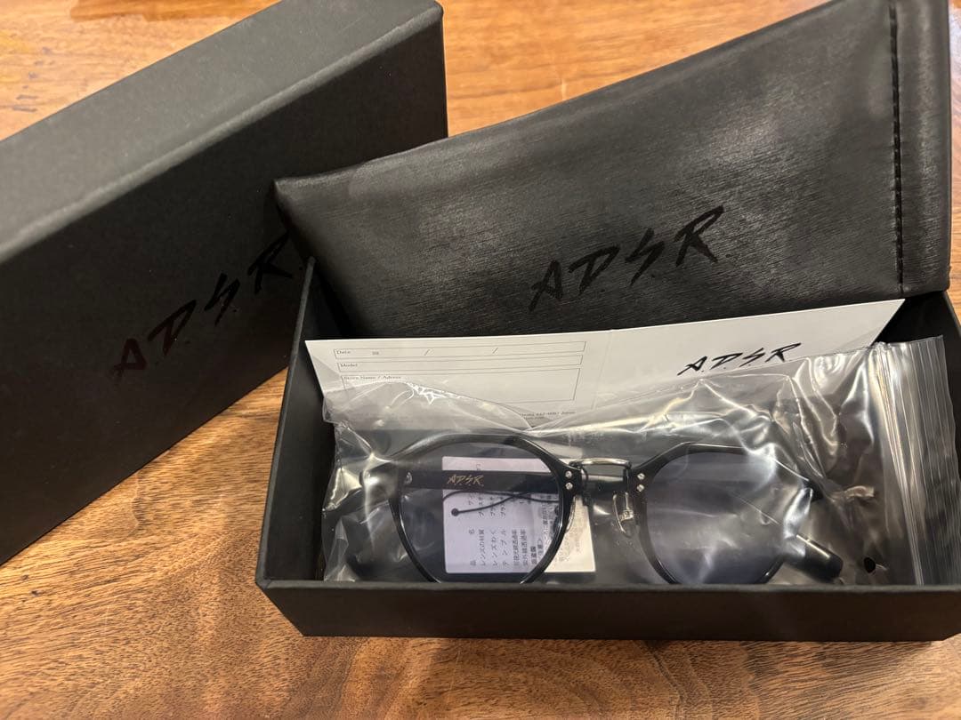 ADSR ブラック サングラス ケース付き - メルカリ