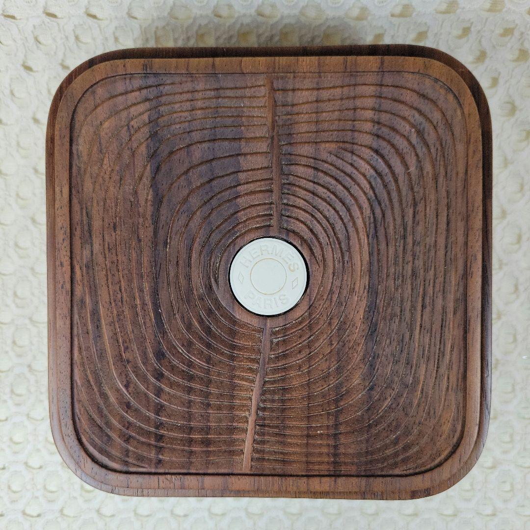 エルメスウッドボックス（木製小物入れ）です。