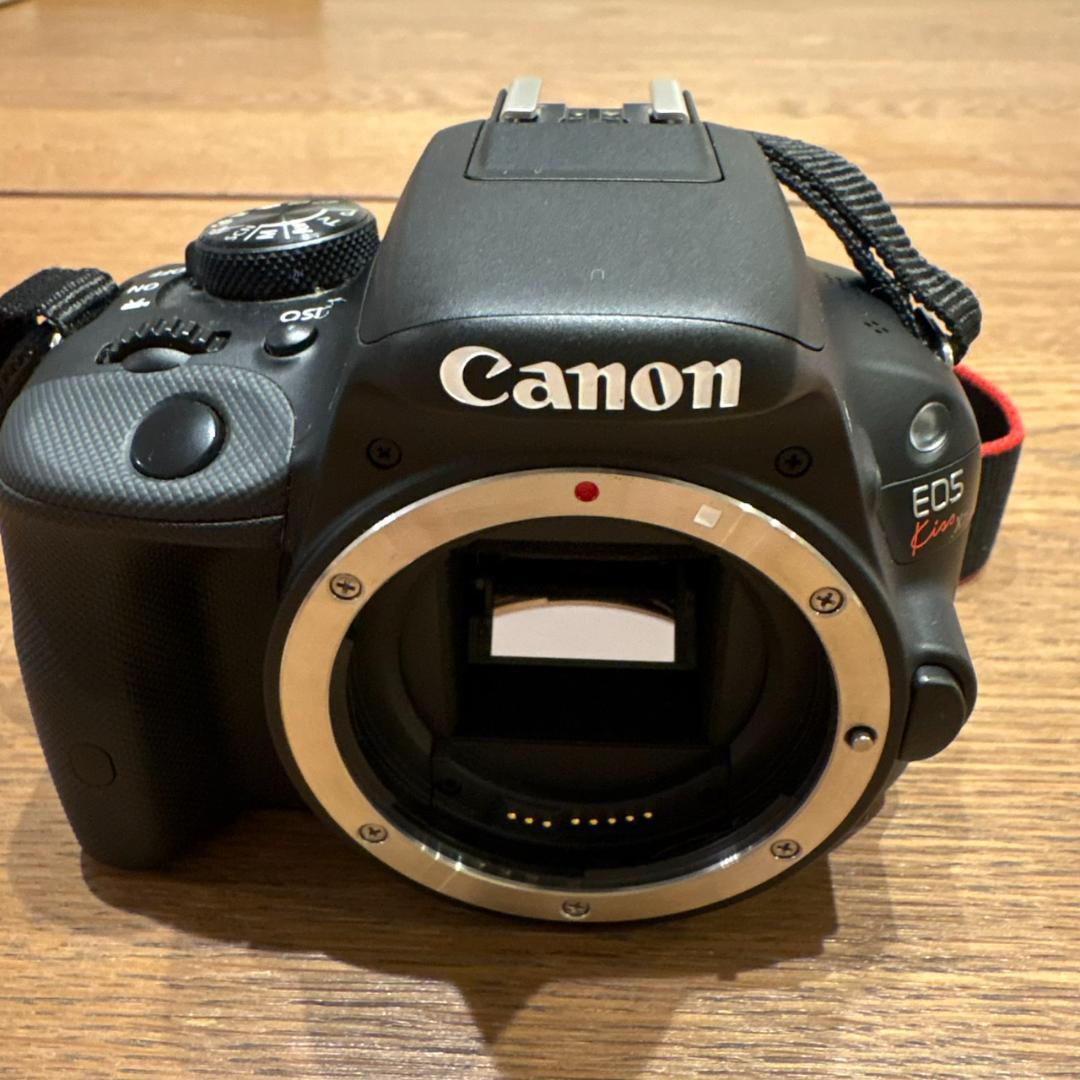 Canon EOS Kiss X7 ボディ デジタル一眼レフカメラ 本体のみ Amazon | Canon デジタル一眼レフカメラ EOS Kiss X7 ボディー KISSX7