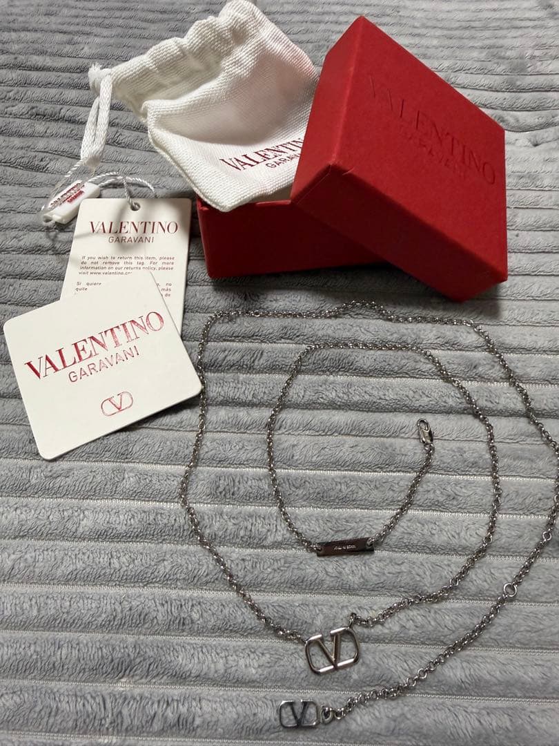 VALENTINO GARAVANI ネックレス オヴァレット メタル ネックレス for ウィメンズ インチ ゴールド