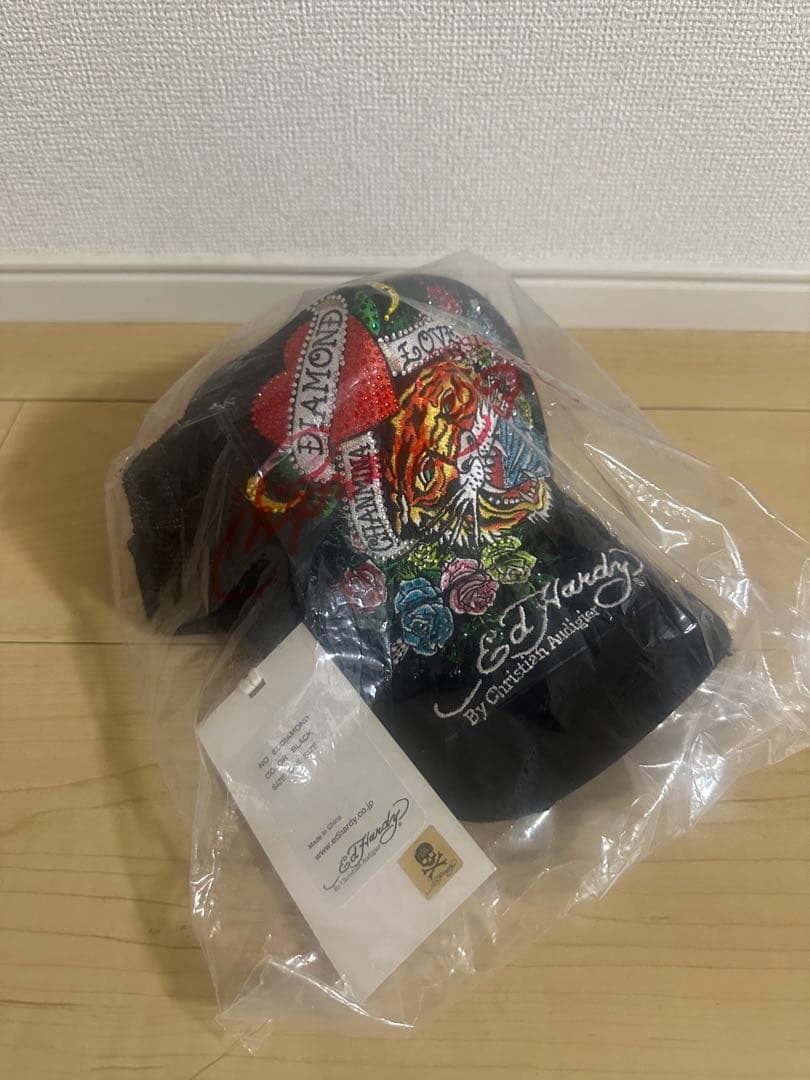 m*様 ちゃんみなAOD3新品未使用未開封エドハーディー刺繍キャップ