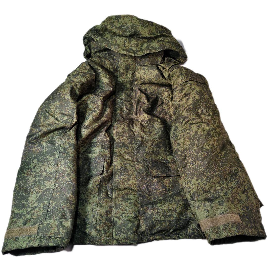 ロシア軍 実物 ロシア国家親衛隊 防寒着 デジタルフローラ 52-3 - メルカリ