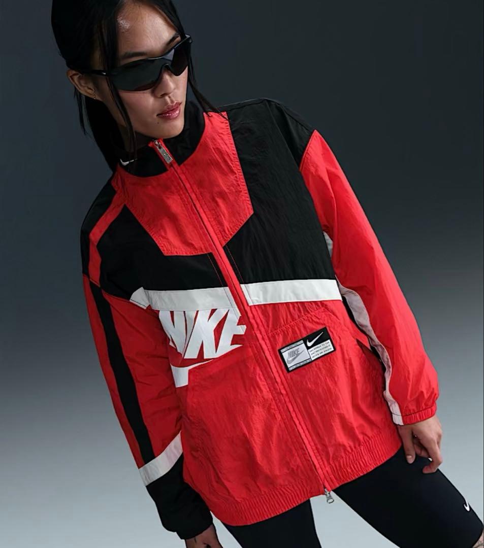 ナイキ オーバーサイズウーブンジャケット - メルカリ