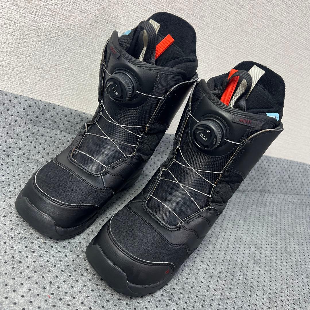 ２回使用 23.5cm BURTON MINT BOA ブーツ