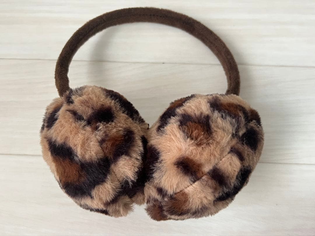 耳当て ヒョウ柄 イヤーマフ - メルカリ