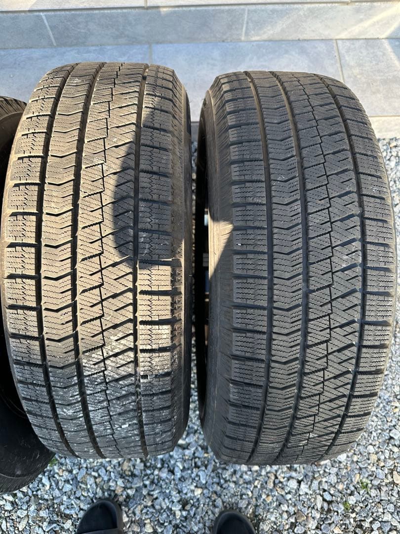 225/60/R17 スタッドレス　タイヤホイール4本セット　24年製　VRX2