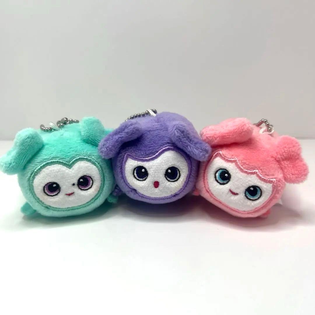 MISAMO くっつきチャーム ミナ サナ モモ - メルカリ