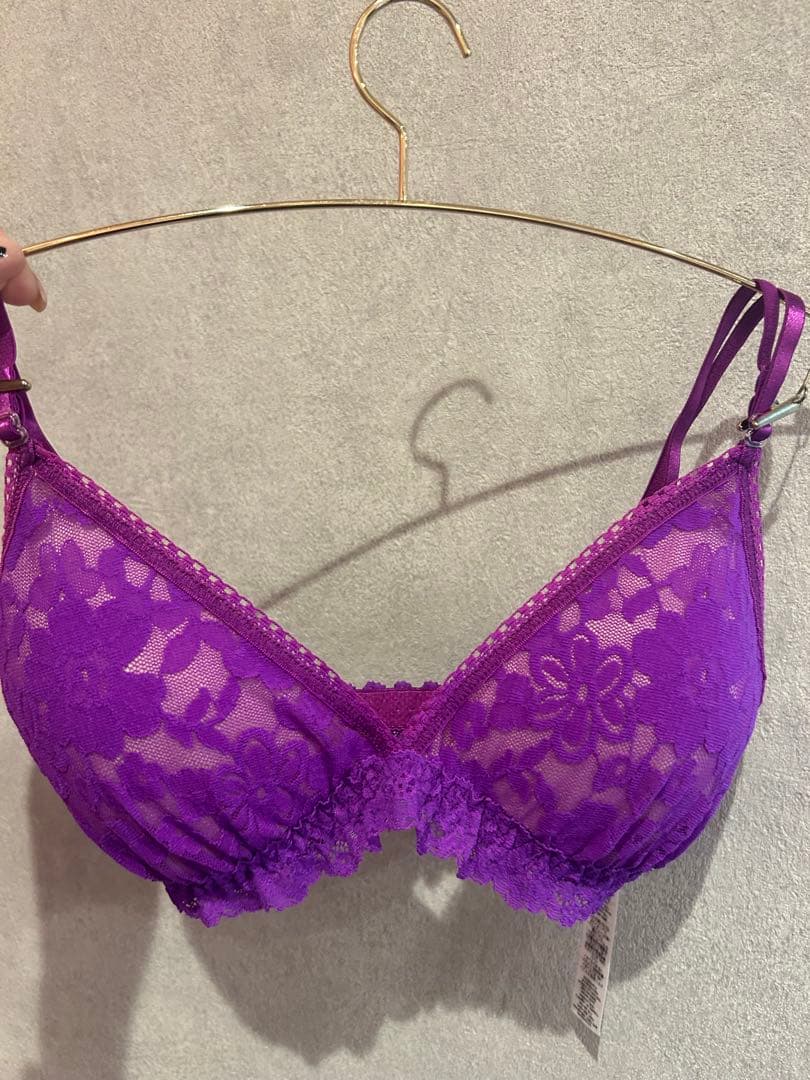 【ちゃんころもち】【新品未使用】hankpanky パープルブラ Sanrio Flower Bunny Clip-On Mascot – JapanLA