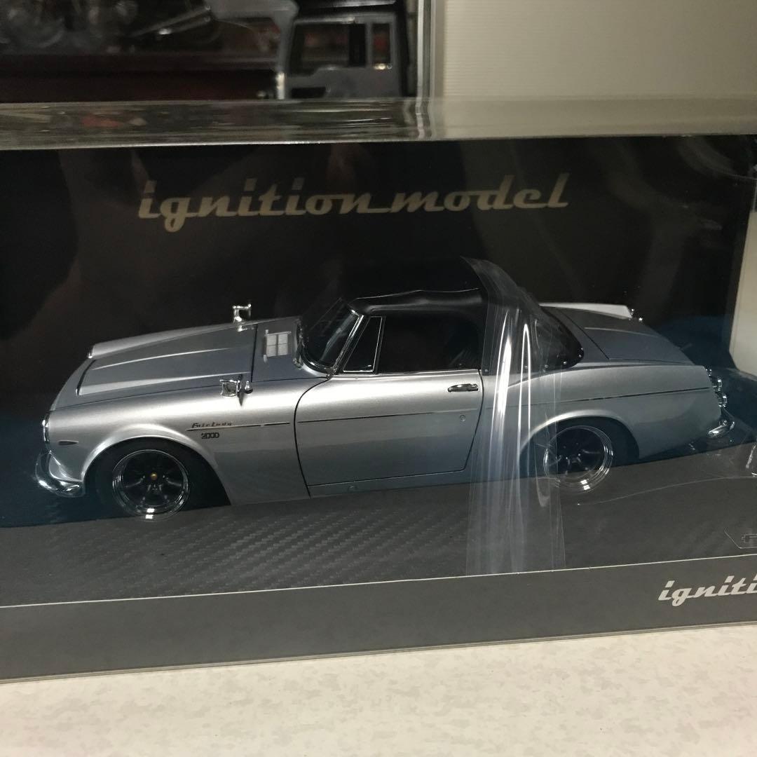 1/18 イグニッションモデル　フェアレディSR311 イグニッションモデル 1/18 ダットサン フェアレディ 2000 (SR311
