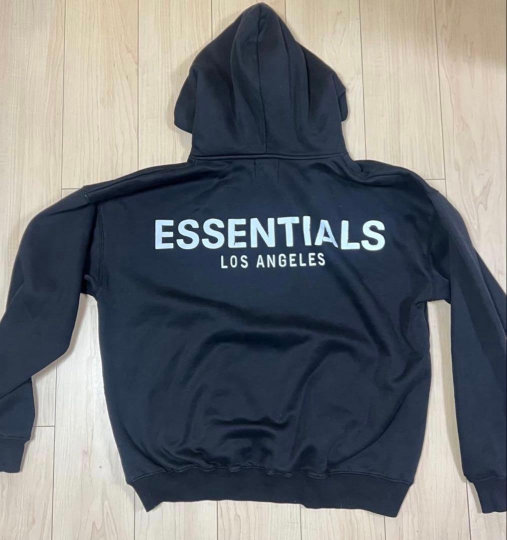 ESSENTIALS ブラック パーカー フード付き - メルカリ